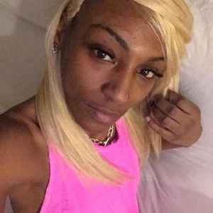 Meet your Posher, Latoya